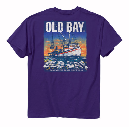 Old Bay Crabbing Boat Reflection Same Great Taste Since 1939 Short Sleeve T-Shirt